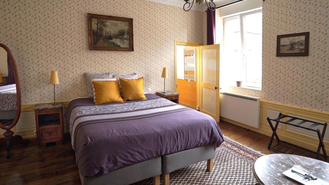 Bed and Breakfast Au Chapitre Rozoy-sur-Serre Esterno foto
