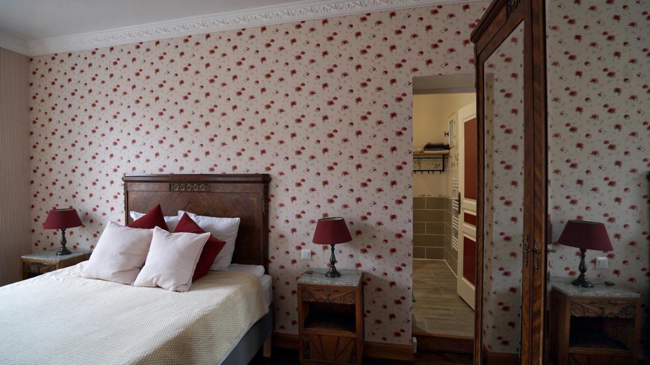 Bed and Breakfast Au Chapitre Rozoy-sur-Serre Esterno foto
