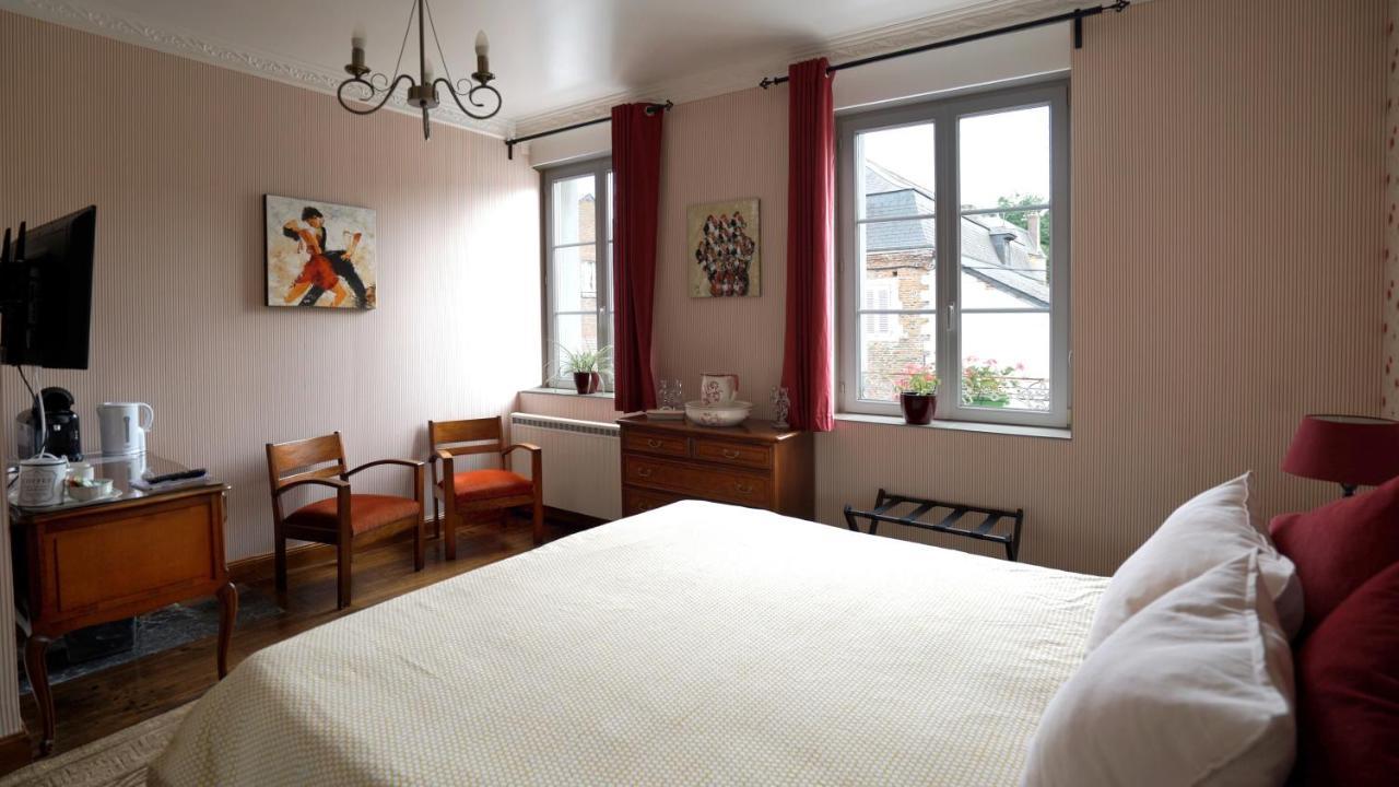 Bed and Breakfast Au Chapitre Rozoy-sur-Serre Esterno foto